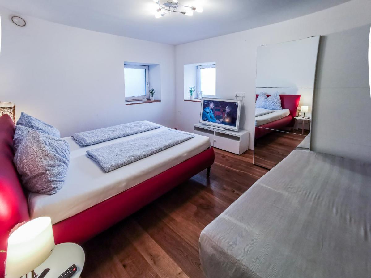 Niceprice 24H Hotell Oberhofen im Inntal Exteriör bild